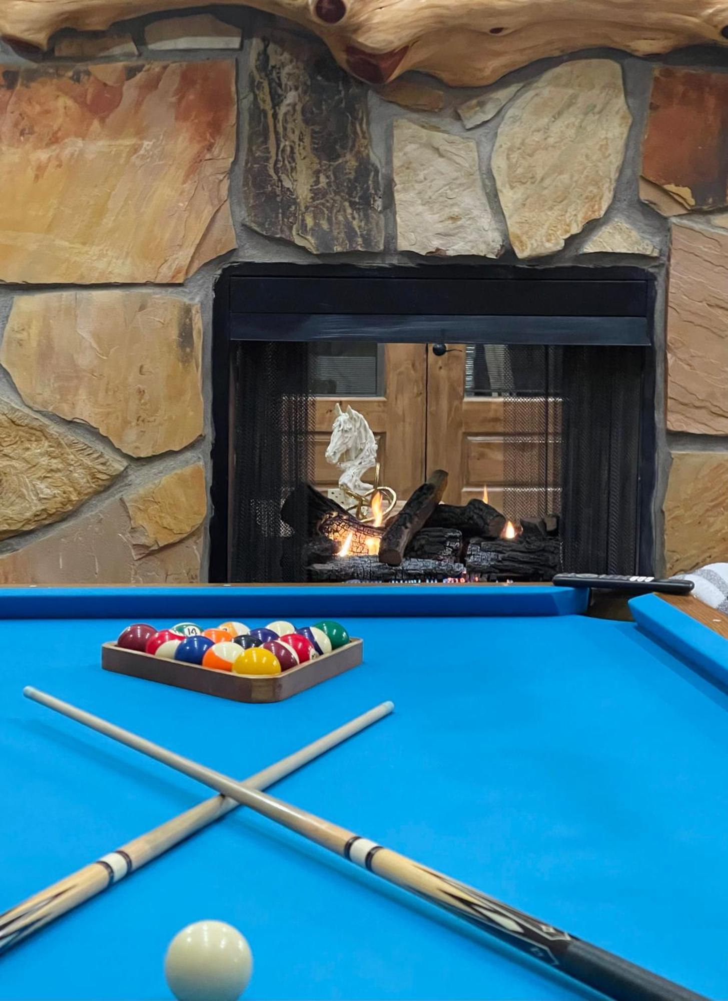 Wolf Creek Luxury Cabin 브로큰보우 외부 사진