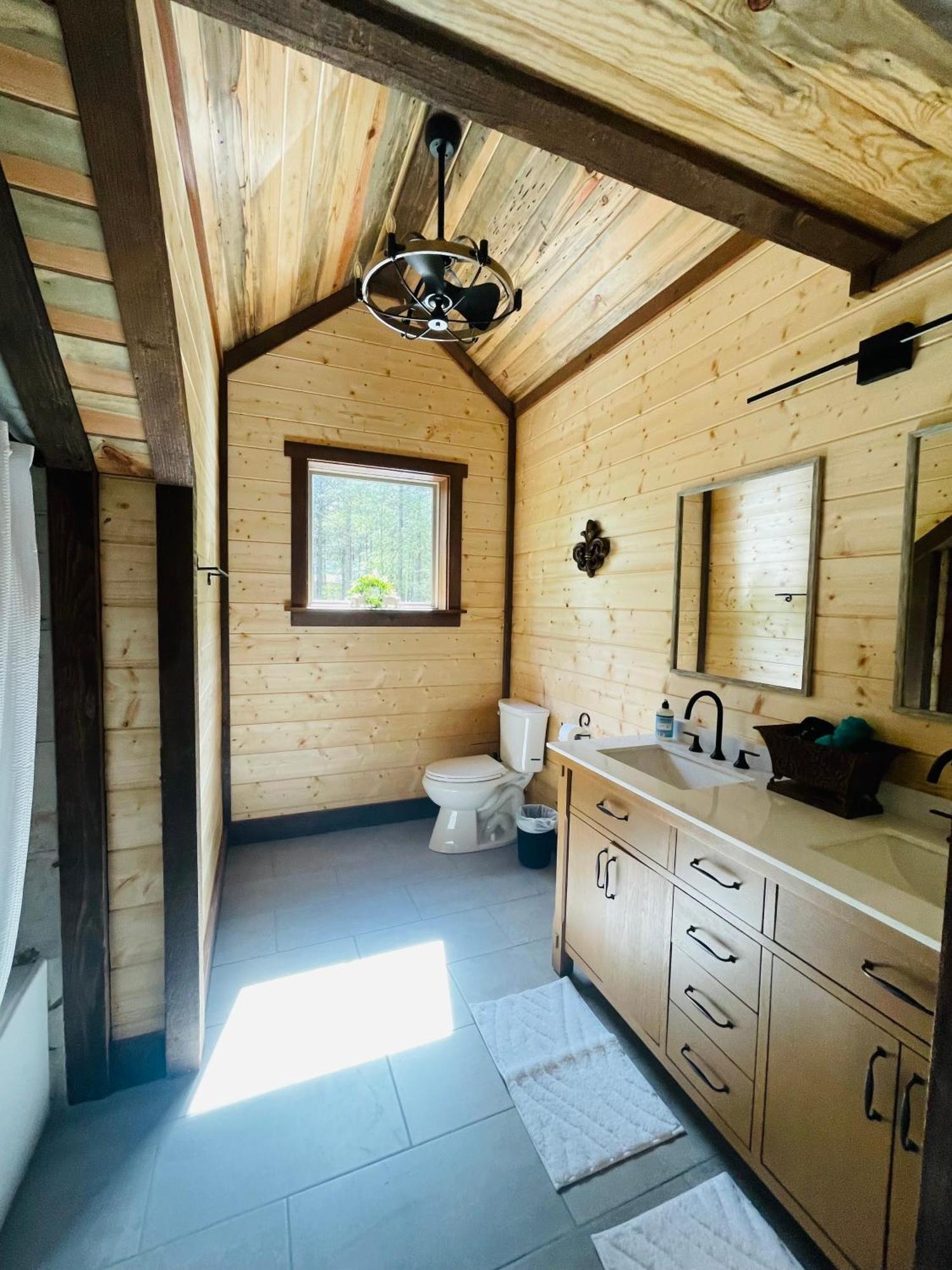 Wolf Creek Luxury Cabin 브로큰보우 외부 사진